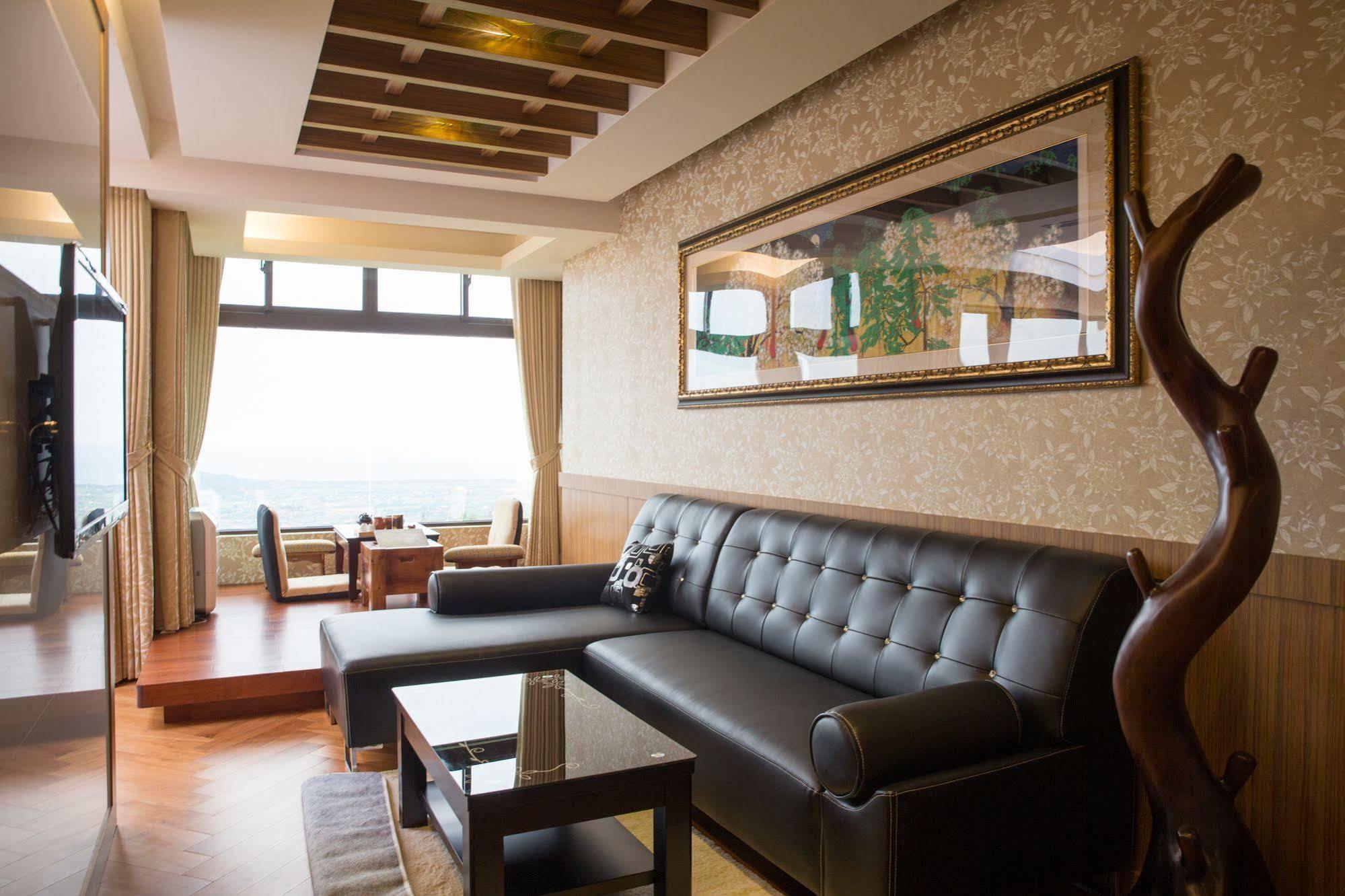 Moonlight Hotel Homestay Taipei